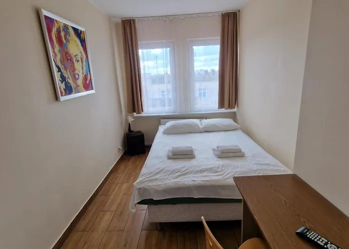 Apartment Centrum Noclegowe 6 *